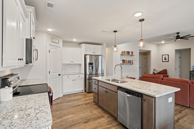 5811 MISTY SPRINGS WAY, Columbia, MO 65202