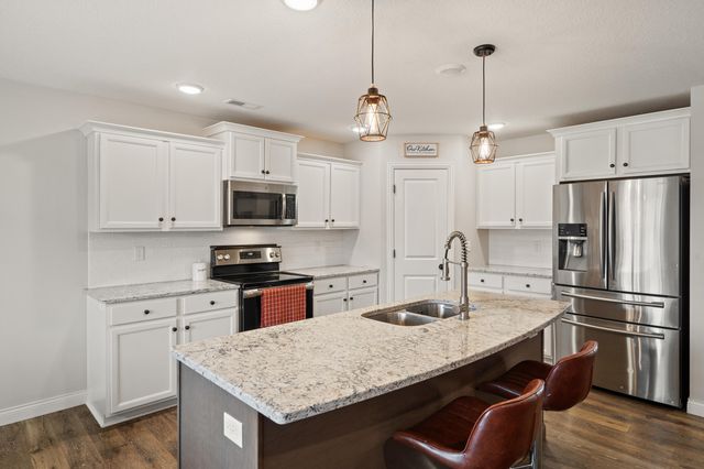 5811 MISTY SPRINGS WAY, Columbia, MO 65202