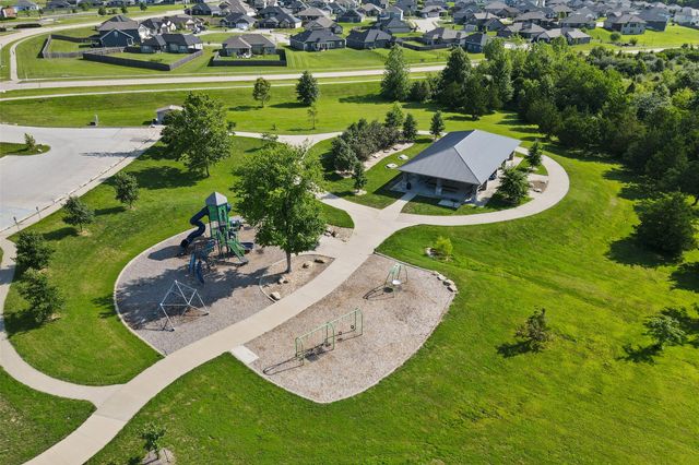 5811 MISTY SPRINGS WAY, Columbia, MO 65202