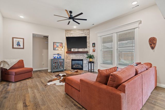 5811 MISTY SPRINGS WAY, Columbia, MO 65202