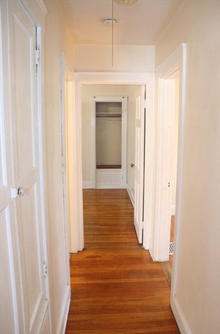 40 Baker Ave 1, Quincy, MA 02169