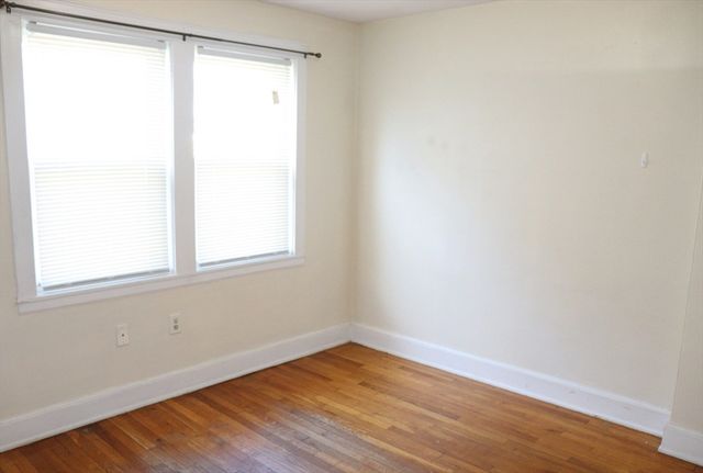 40 Baker Ave 1, Quincy, MA 02169