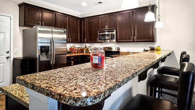 7851 Wilderness Trail B, North Charleston, SC 29418