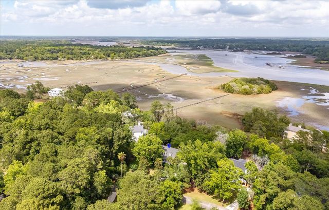 5010 Timber Race Course, Hollywood, SC 29449