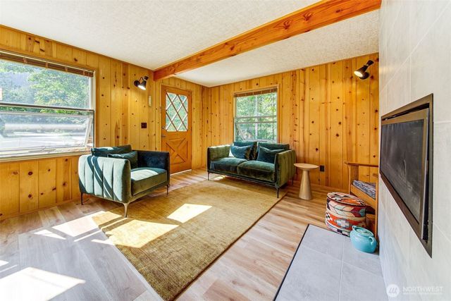 64464 NE 180th Street, Baring, WA 98224
