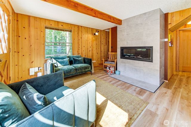 64464 NE 180th Street, Baring, WA 98224
