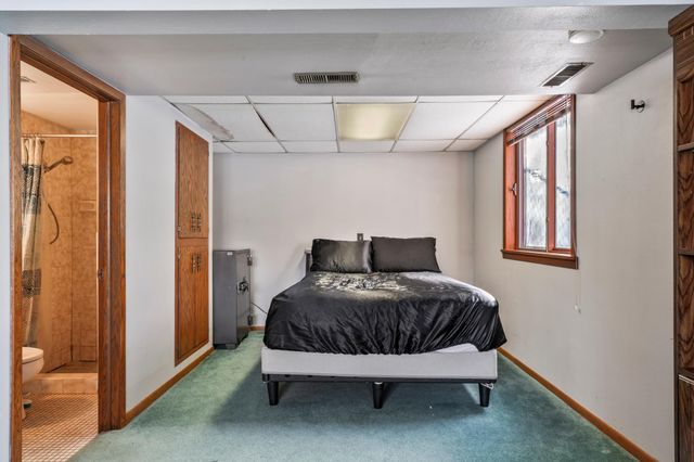 2626 3rd Place NE, Rochester, MN 55906