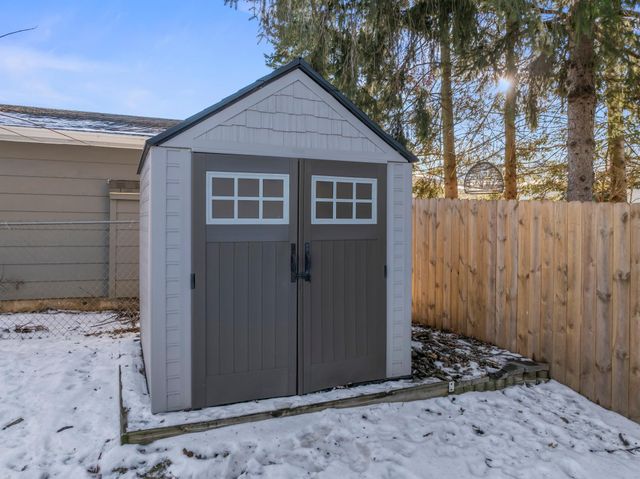 2626 3rd Place NE, Rochester, MN 55906