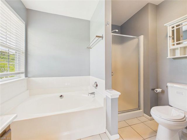 2428 Annie CIR, Chesapeake, VA 23323