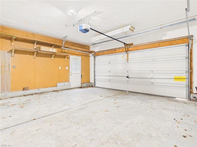 2428 Annie CIR, Chesapeake, VA 23323