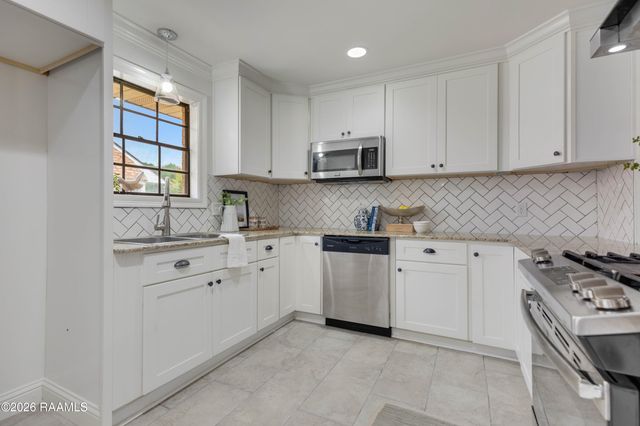 307 Celeste Drive, New Iberia, LA 70560
