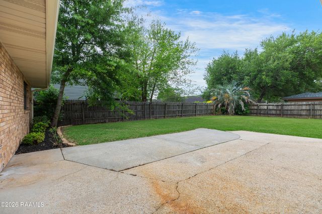 307 Celeste Drive, New Iberia, LA 70560