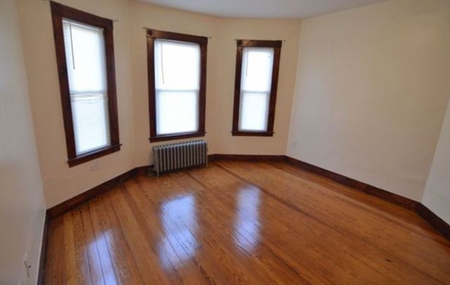 21 Harbor 2, Boston, MA 02125