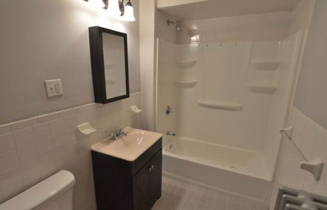 21 Harbor 2, Boston, MA 02125