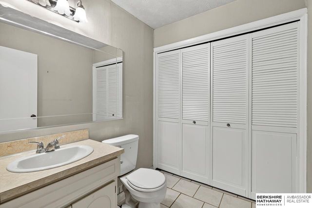 13005 S 29th Avenue, Bellevue, NE 68123