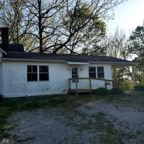 424 E Commerce Street, Brownstown, IN 47220