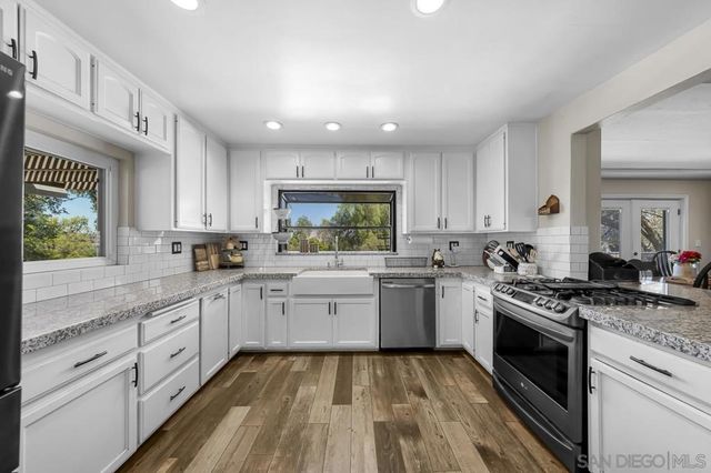 2110 Via Corina, Alpine, CA 91901