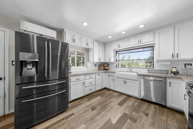 2110 Via Corina, Alpine, CA 91901