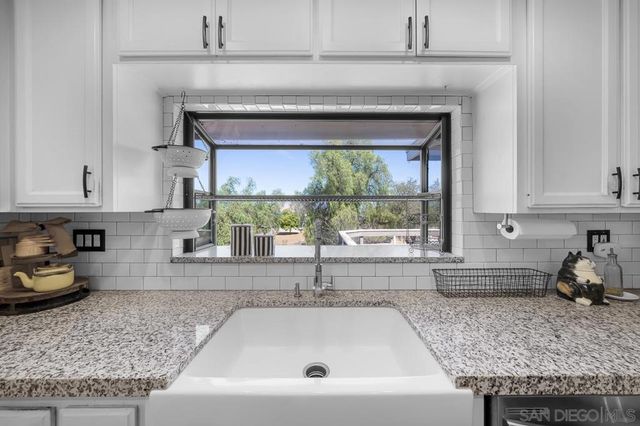2110 Via Corina, Alpine, CA 91901