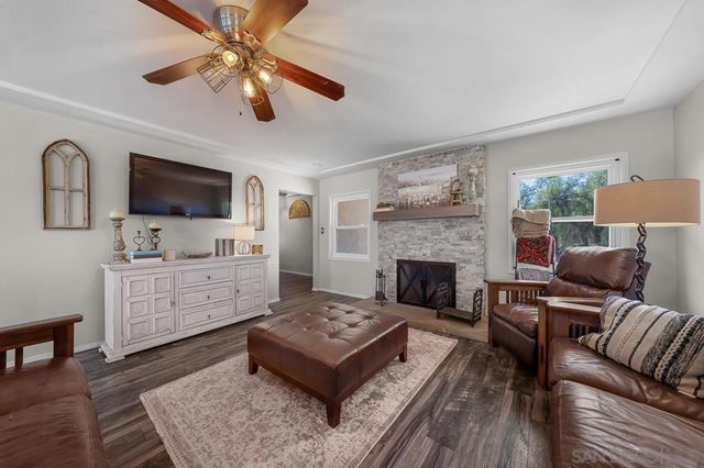 2110 Via Corina, Alpine, CA 91901