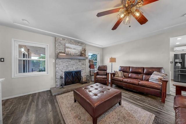 2110 Via Corina, Alpine, CA 91901