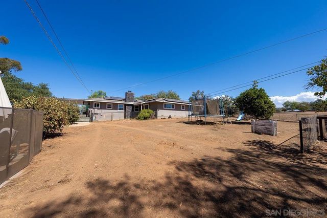 2110 Via Corina, Alpine, CA 91901