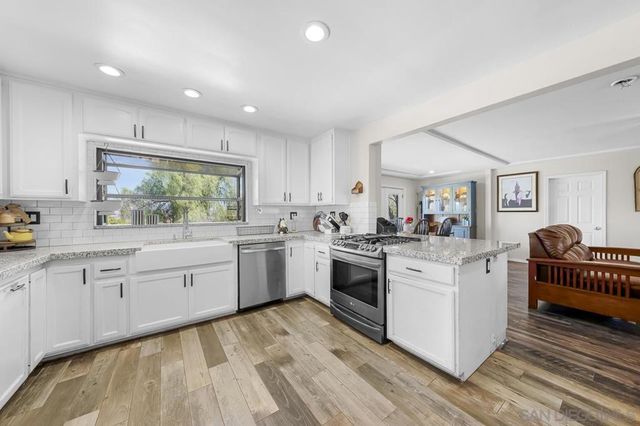 2110 Via Corina, Alpine, CA 91901