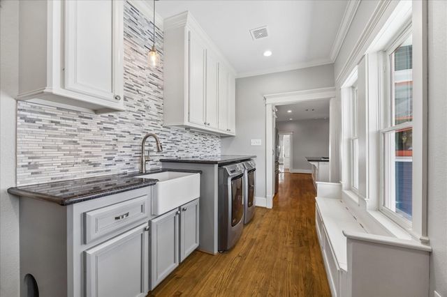 1102 E 14th Street, Houston, TX 77009