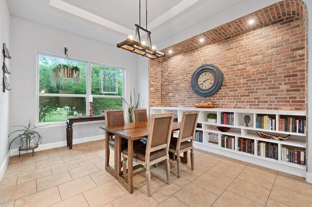 362 Wellington DR, Austin, TX 78737