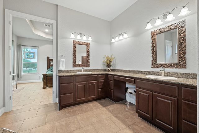 362 Wellington DR, Austin, TX 78737