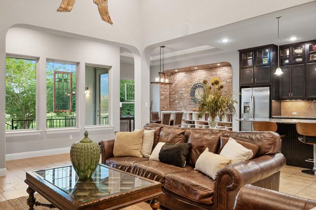 362 Wellington DR, Austin, TX 78737