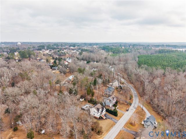 116 Jesse's Way, Farmville, VA 23901