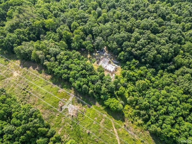 2500 S Coal Mine Road, Bloomfield, IN 47424