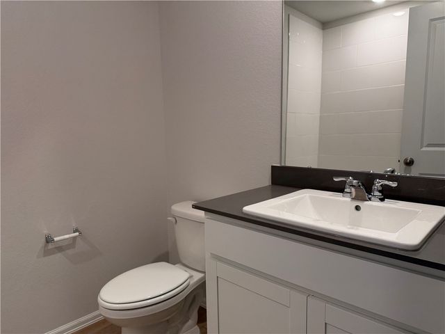 1265 Wilkins Valley St, Brenham, TX 77833