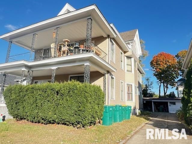 529 N KELLOGG Street, Galesburg, IL 61401