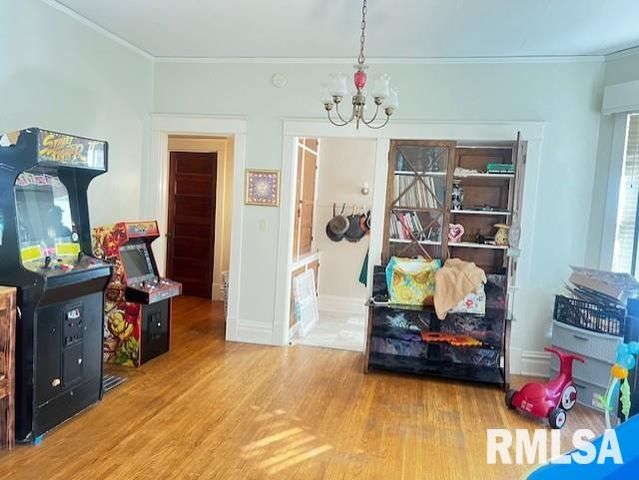 529 N KELLOGG Street, Galesburg, IL 61401