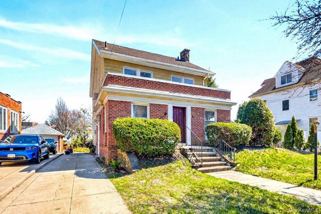 35-71 162nd Street, Flushing, NY 11358