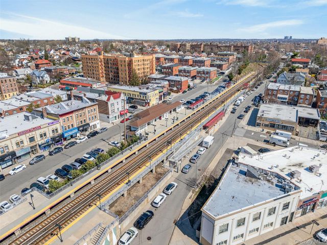 35-71 162nd Street, Flushing, NY 11358