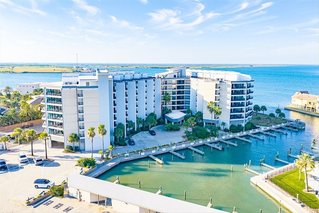 1000 N Station St 114, Port Aransas, TX 78373 — exterior