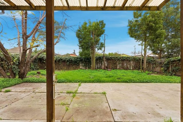 1260 96Th Ave, Oakland, CA 94603