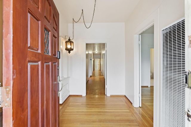 1260 96Th Ave, Oakland, CA 94603