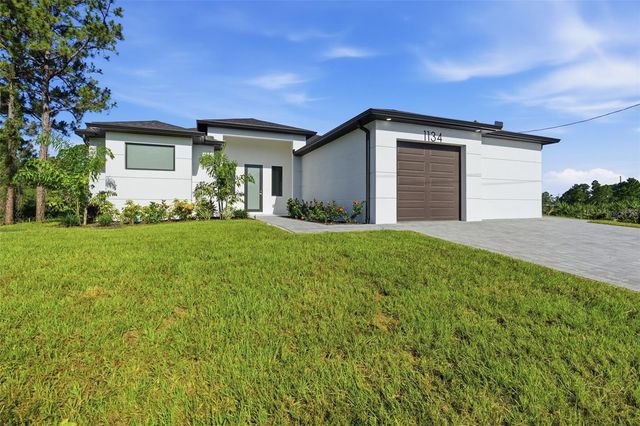 1134 HOLMES AVE S, Lehigh Acres, FL 33974