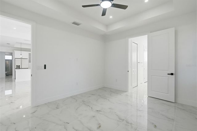 1134 HOLMES AVE S, Lehigh Acres, FL 33974