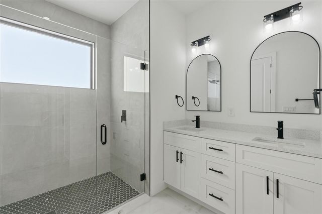 1134 HOLMES AVE S, Lehigh Acres, FL 33974