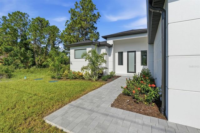 1134 HOLMES AVE S, Lehigh Acres, FL 33974