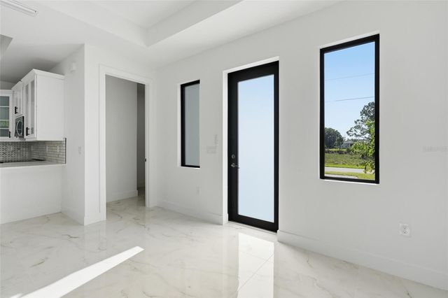 1134 HOLMES AVE S, Lehigh Acres, FL 33974