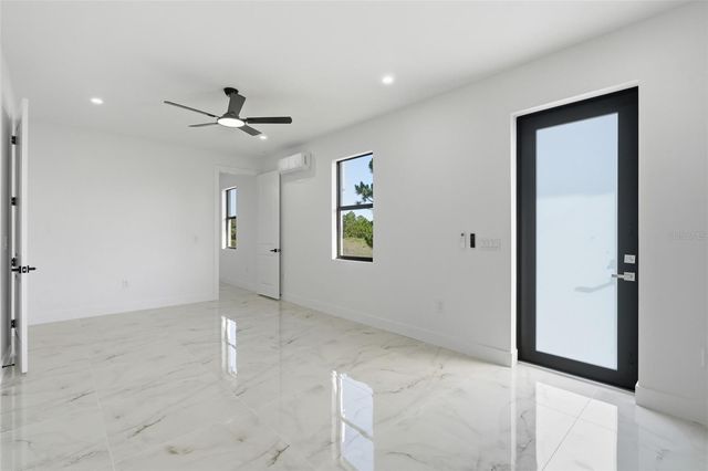 1134 HOLMES AVE S, Lehigh Acres, FL 33974