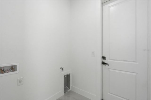 1134 HOLMES AVE S, Lehigh Acres, FL 33974