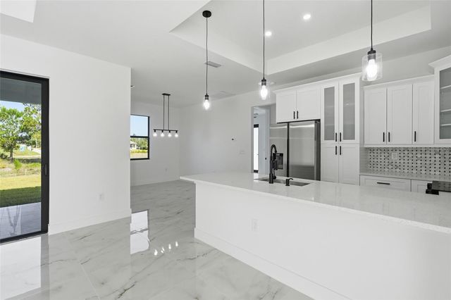 1134 HOLMES AVE S, Lehigh Acres, FL 33974