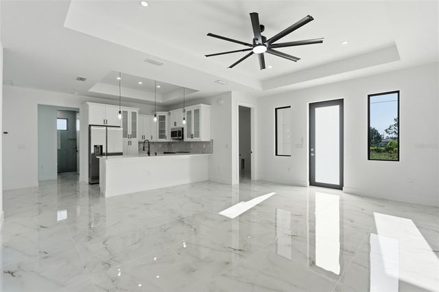 1134 HOLMES AVE S, Lehigh Acres, FL 33974
